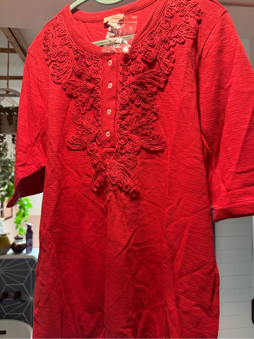 Sundance Red Ruffle-Front Short Sleeve Tunic